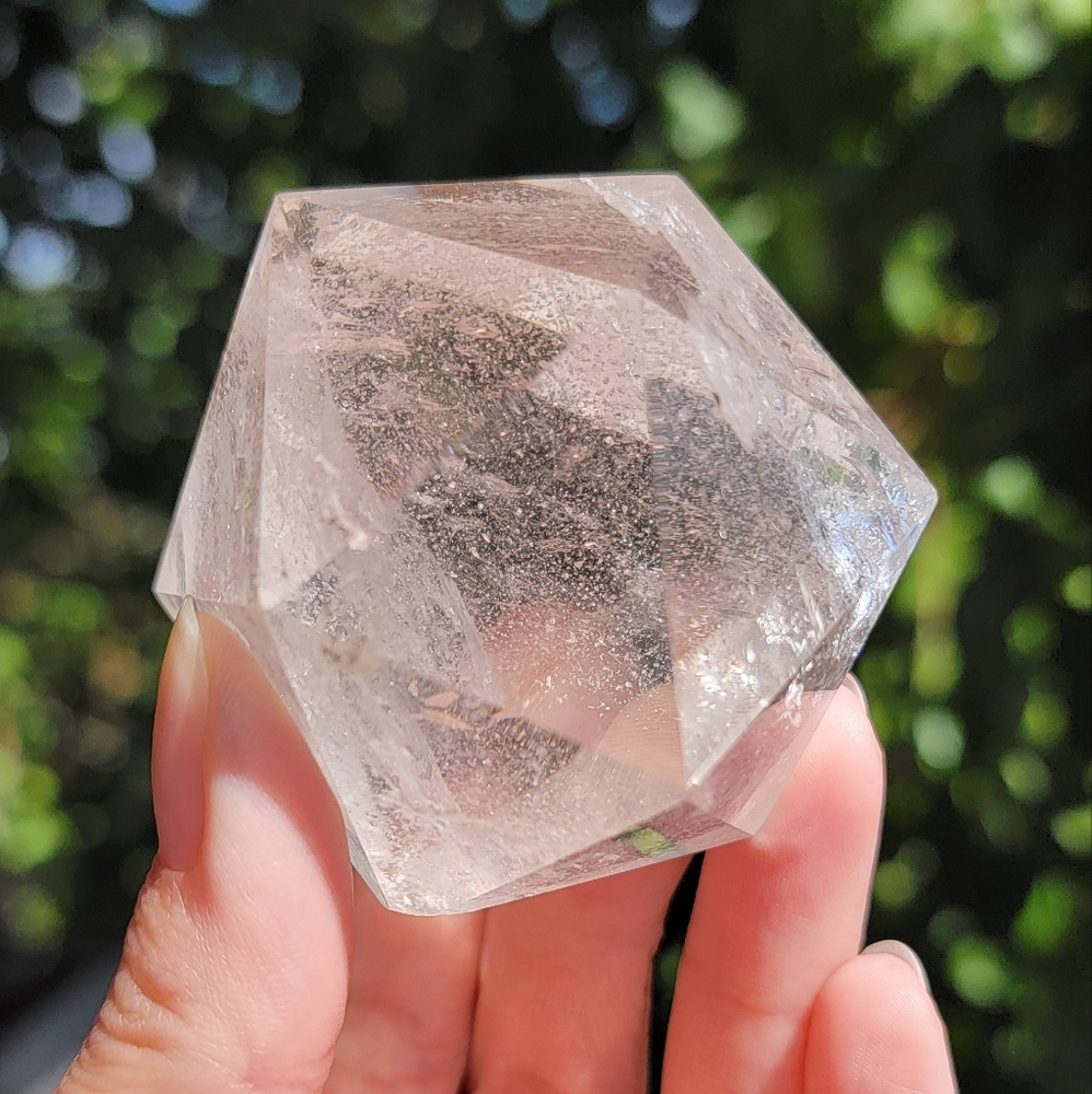 (CHIPPED) NEW 50MM CLEAR QUARTZ MERKABA SPHERE